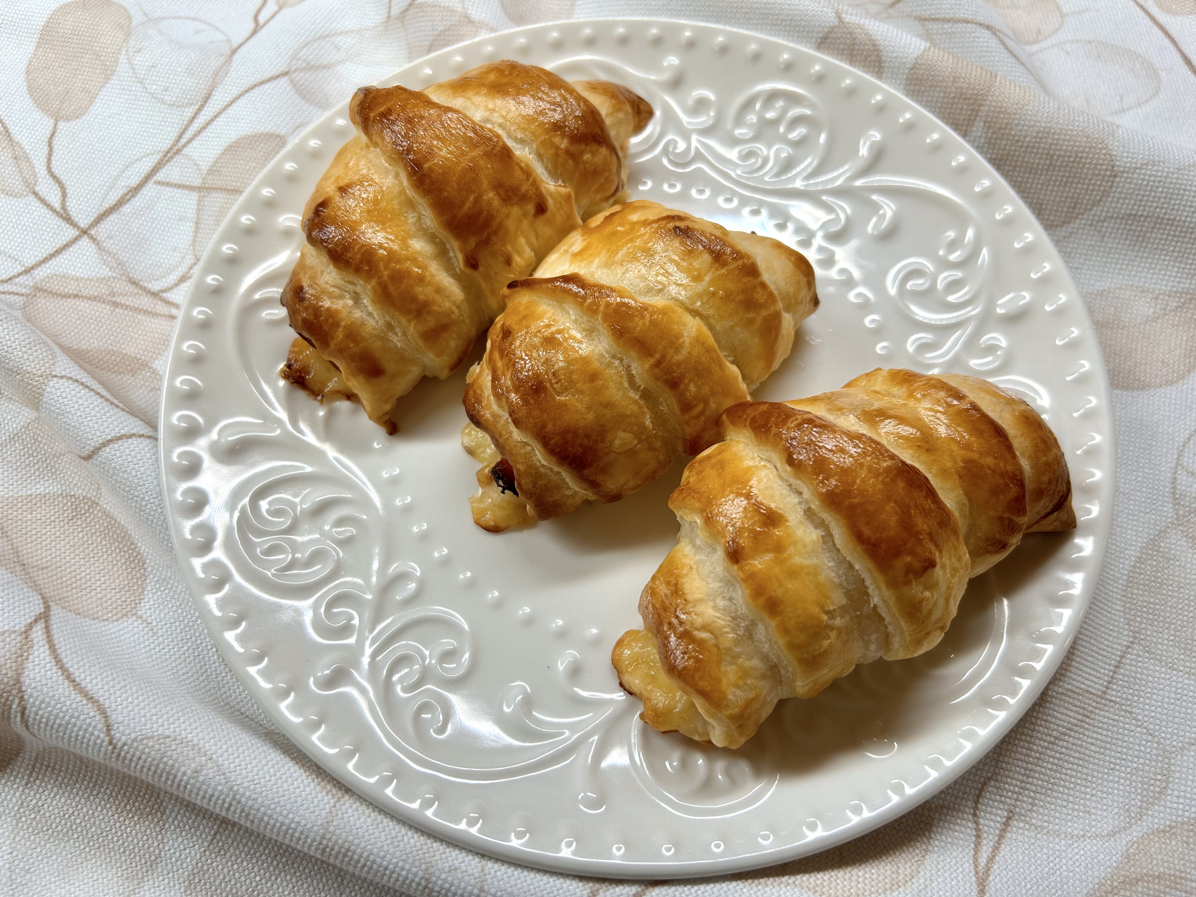 Schinken-Käse Kipferl